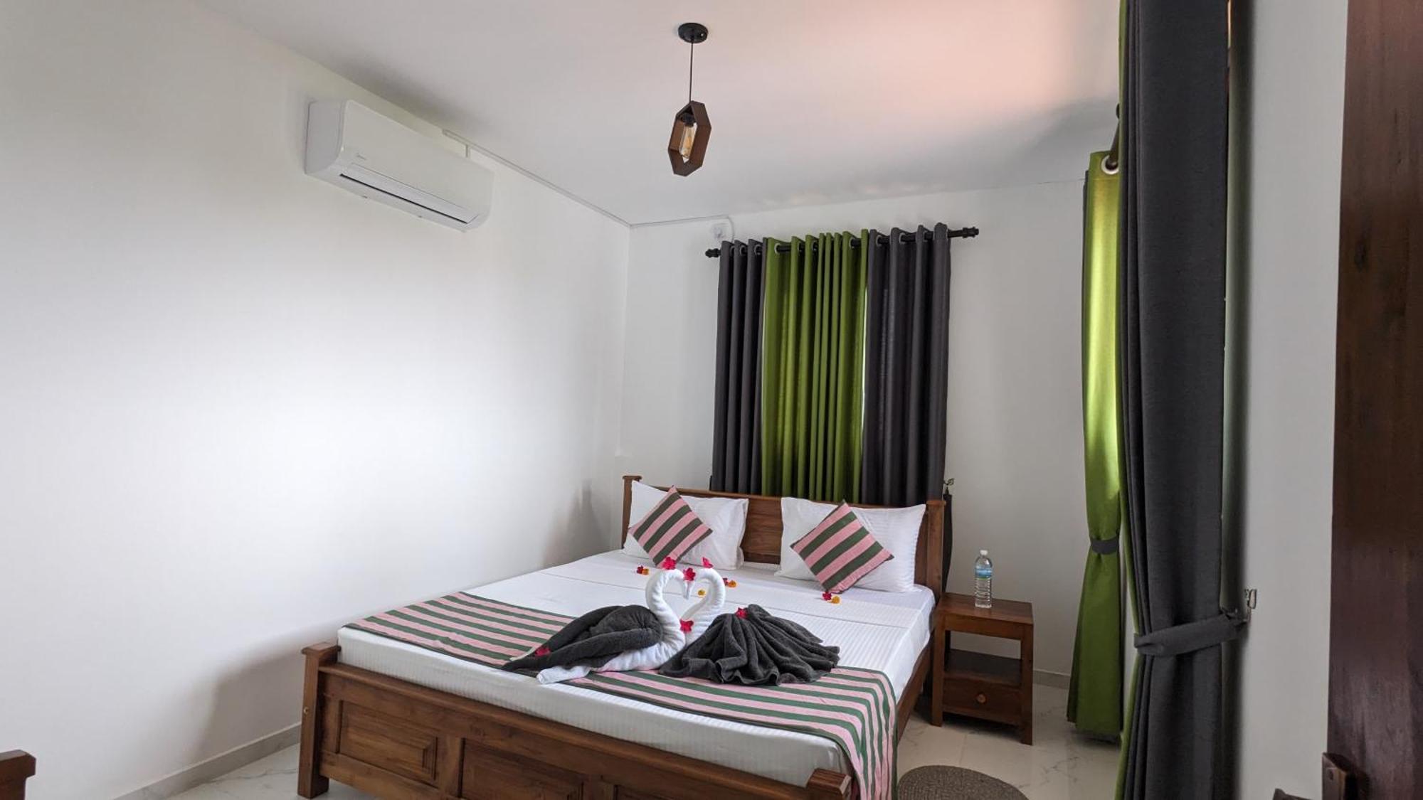 Star Beach Villa Tangalle Exterior photo